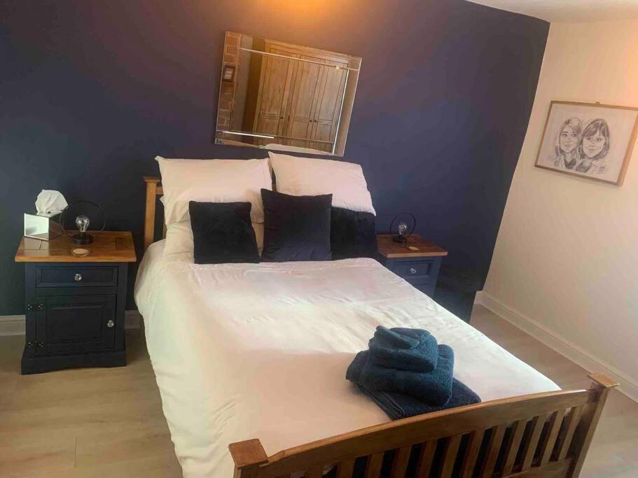 Quaint 1 Bedroom Cottage In Pudsey, Leeds Exteriér fotografie