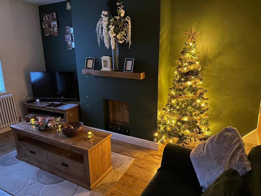 Quaint 1 Bedroom Cottage In Pudsey, Leeds Exteriér fotografie